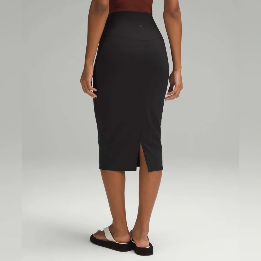 Lululemon | Nulu Slim-Fit HR Skirt - Picture 6 of 6